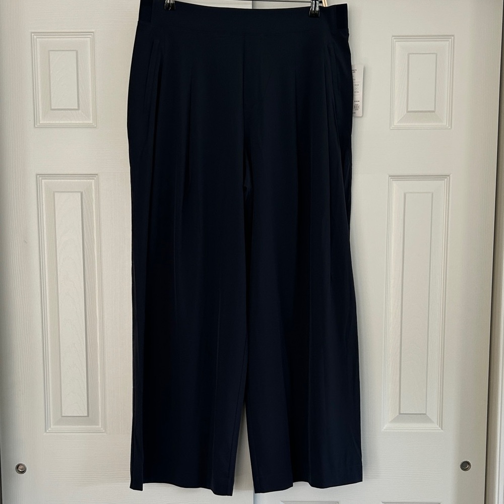 NWT Athleta Brooklyn Heights Pleated Wide Leg Pant in Navy Size 16